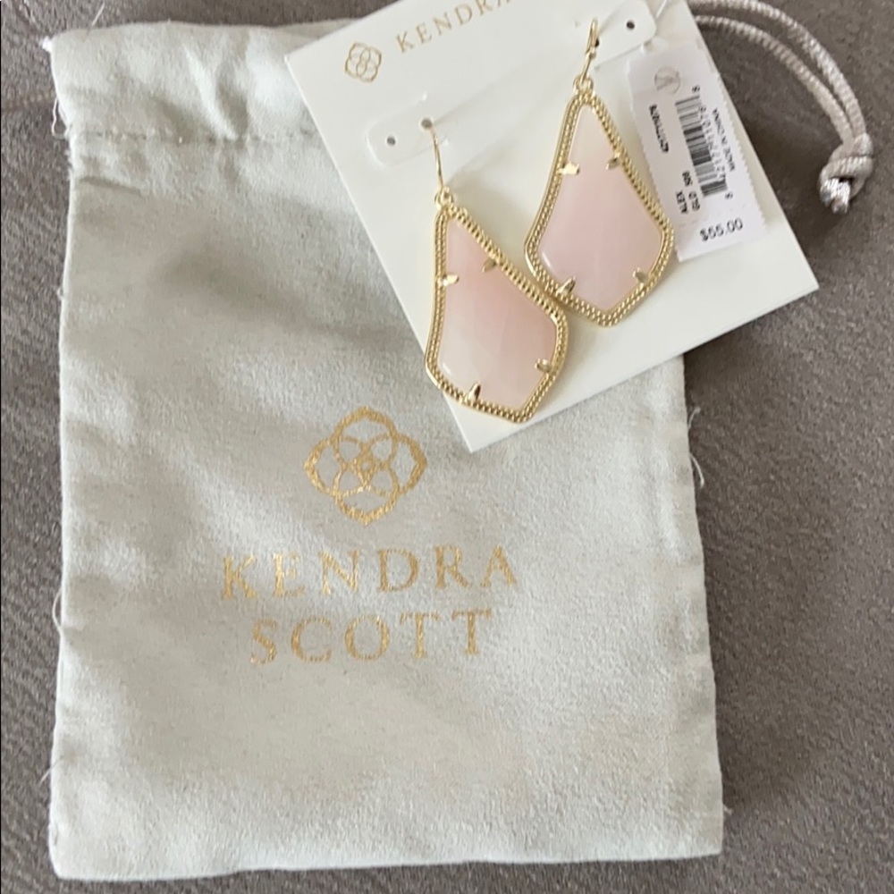 Kendra Scott Alex earrings in pastel pink